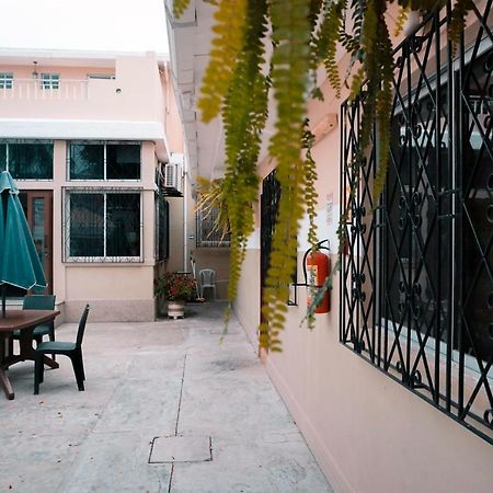 Urdesa Suites Hotel 과야킬 외부 사진