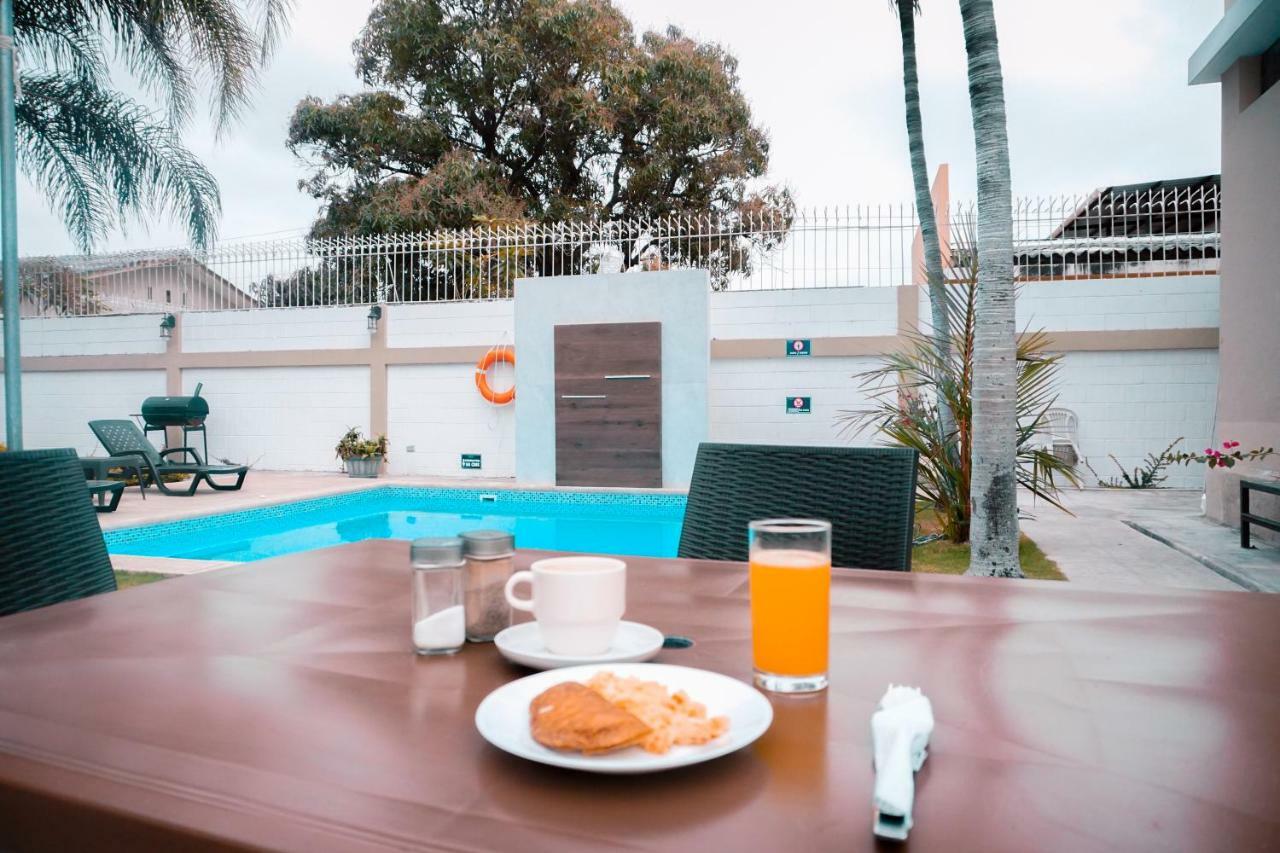 Urdesa Suites Hotel 과야킬 외부 사진